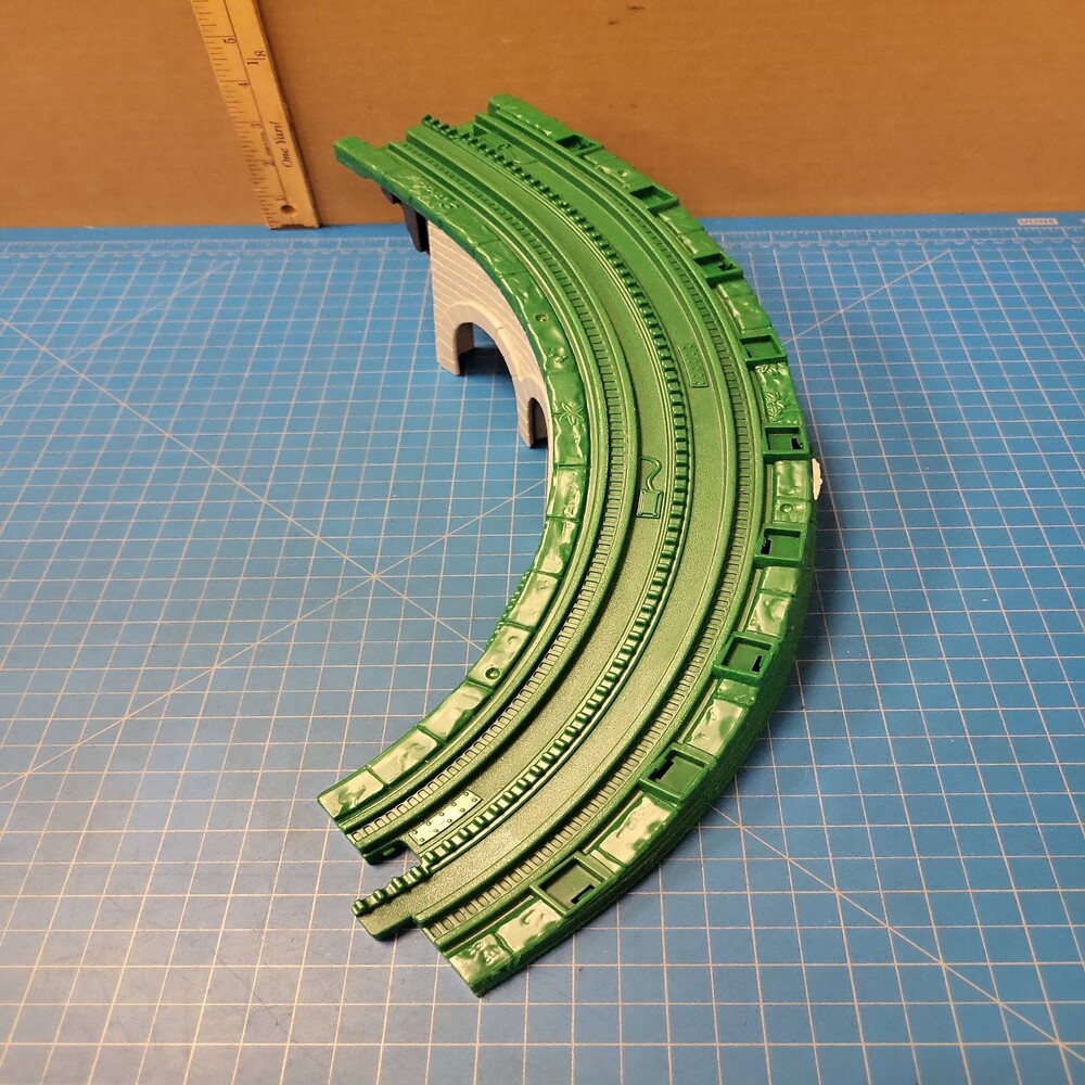 Thomas Friends Train Track Lot 2 Green Arched Bridge Pieces Toy Railway - Picture 7 of 8